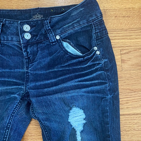 Almost Famous Jeans Women’s Juniors 3 Blue Denim Distressed Skinny Pockets Dark - Picture 5 of 10